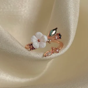 Ivory Bloom Garden Ring